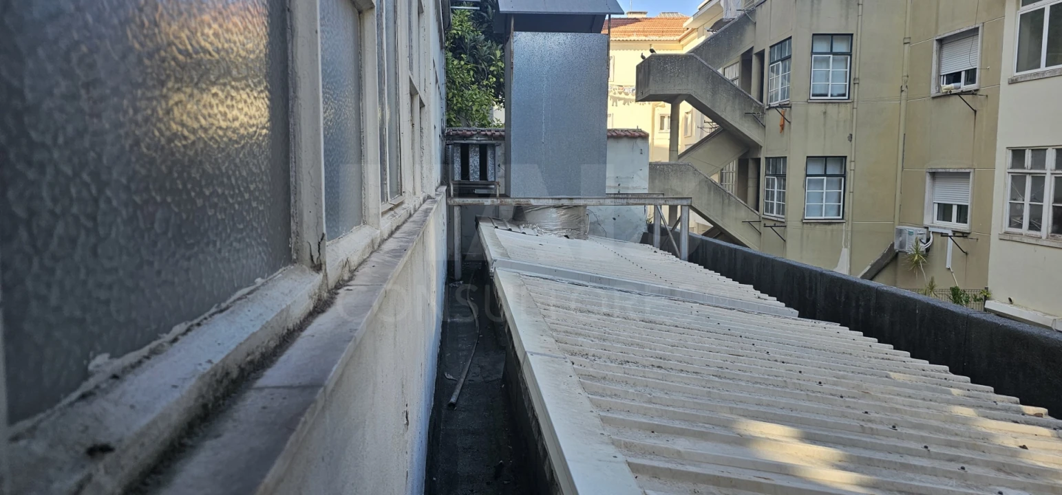 Loja para Venda em Arroios Foto 2