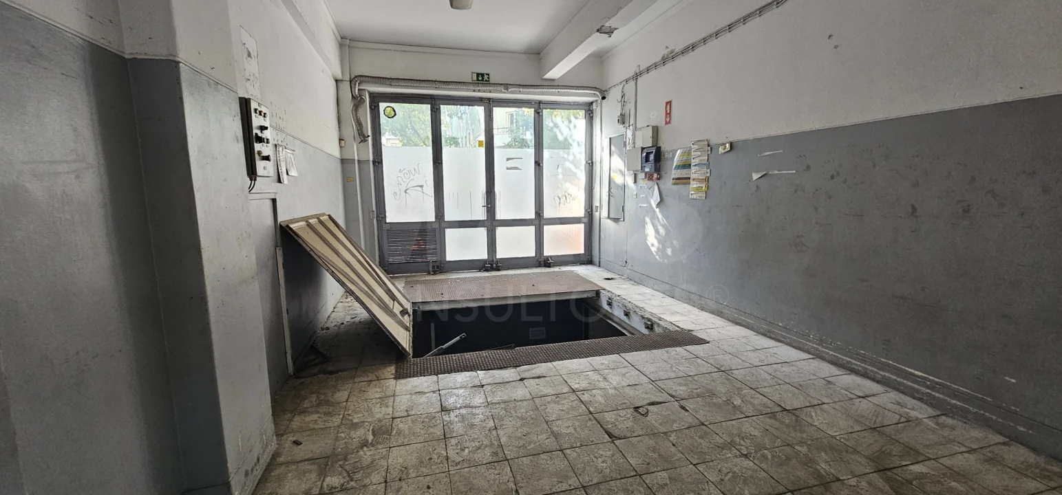 Loja para Venda em Arroios Foto 11