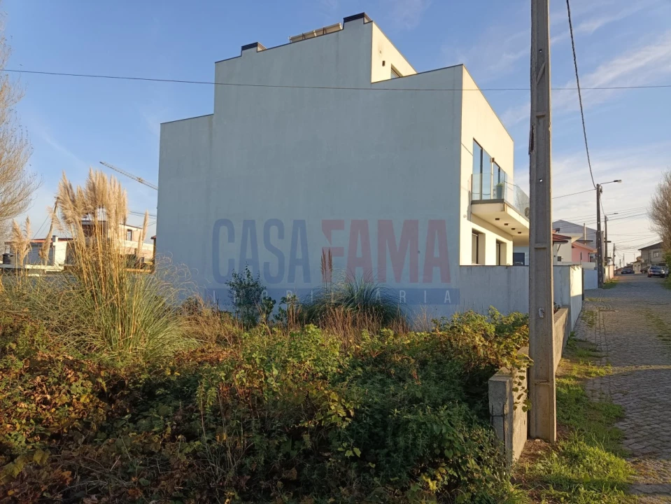 Terreno para Venda em Perafita, Lavra e Santa Cruz do Bispo Foto 3