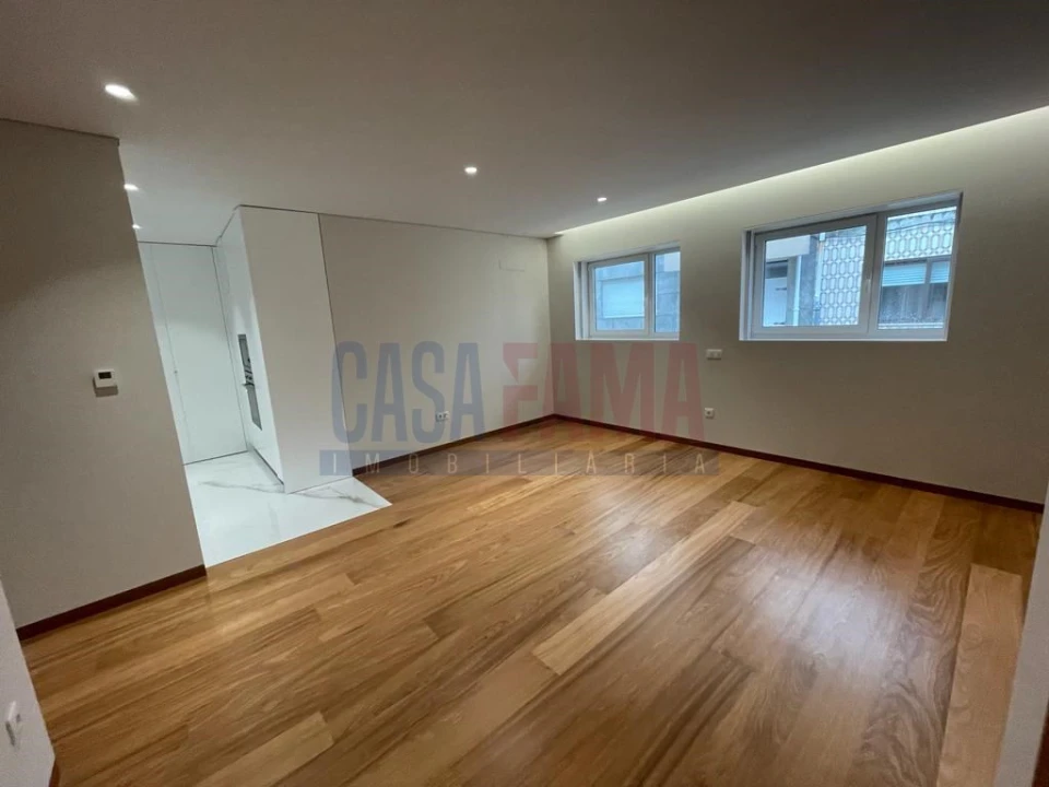 Apartamento T3 para Venda em Póvoa de Varzim, Beiriz e Argivai Foto 3