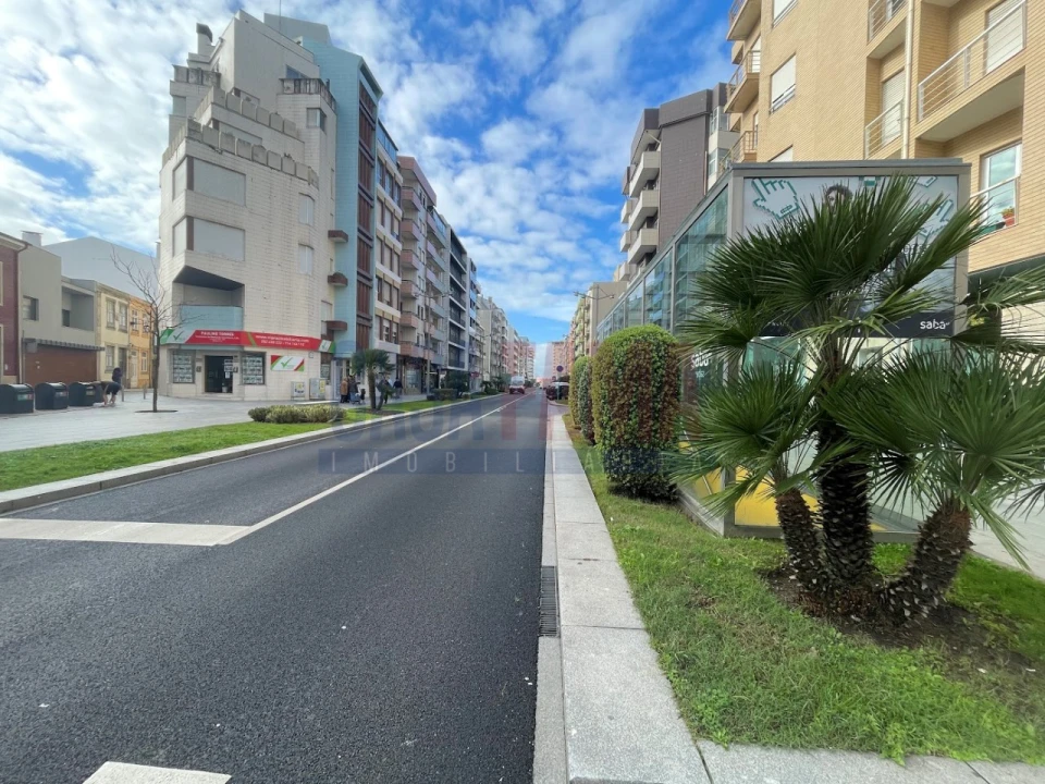 Apartamento T4 para Venda em Póvoa de Varzim, Beiriz e Argivai Foto 24