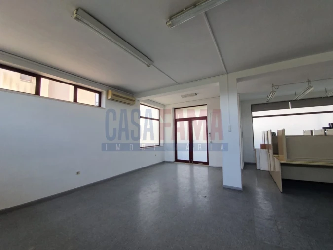 Escritório para Venda em Gavião Foto 9