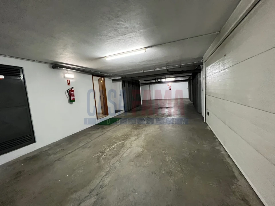 Garagem para Venda em Póvoa de Varzim, Beiriz e Argivai Foto 2