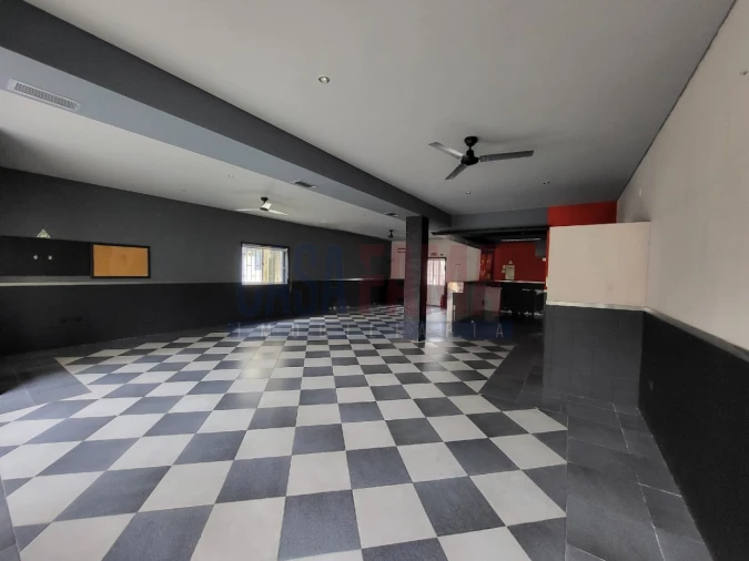 Loja para Venda em Fradelos Foto 3