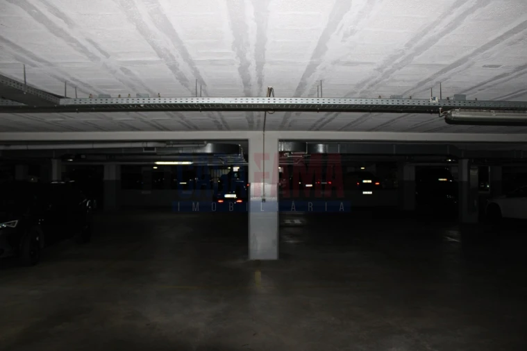 Armazém para Venda em Castêlo da Maia Foto 45