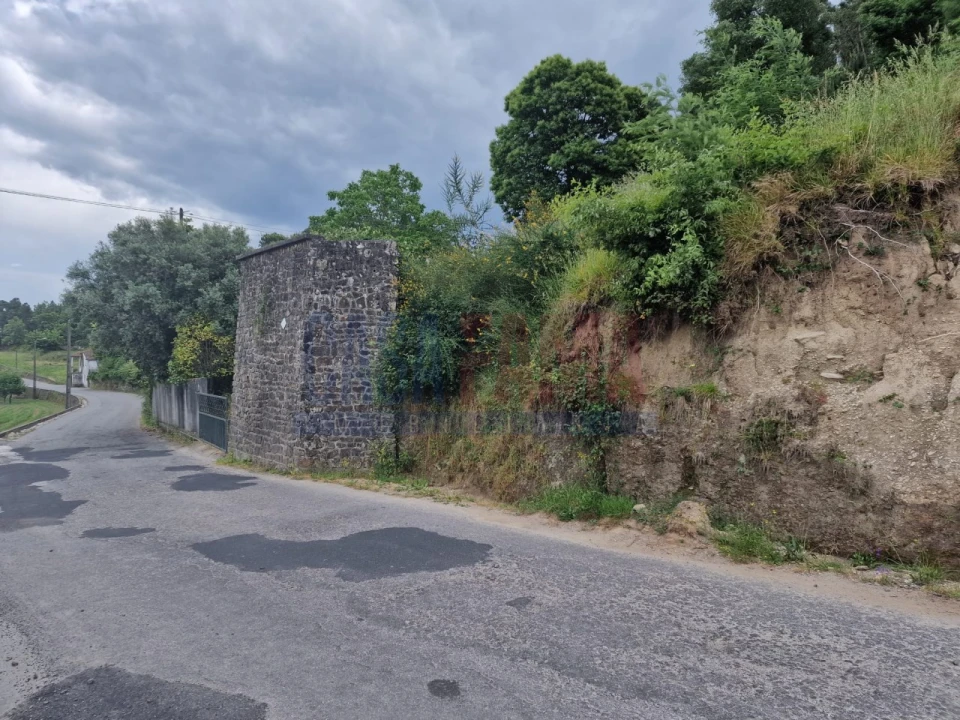 Terreno para Venda em Gamil e Midões Foto 5