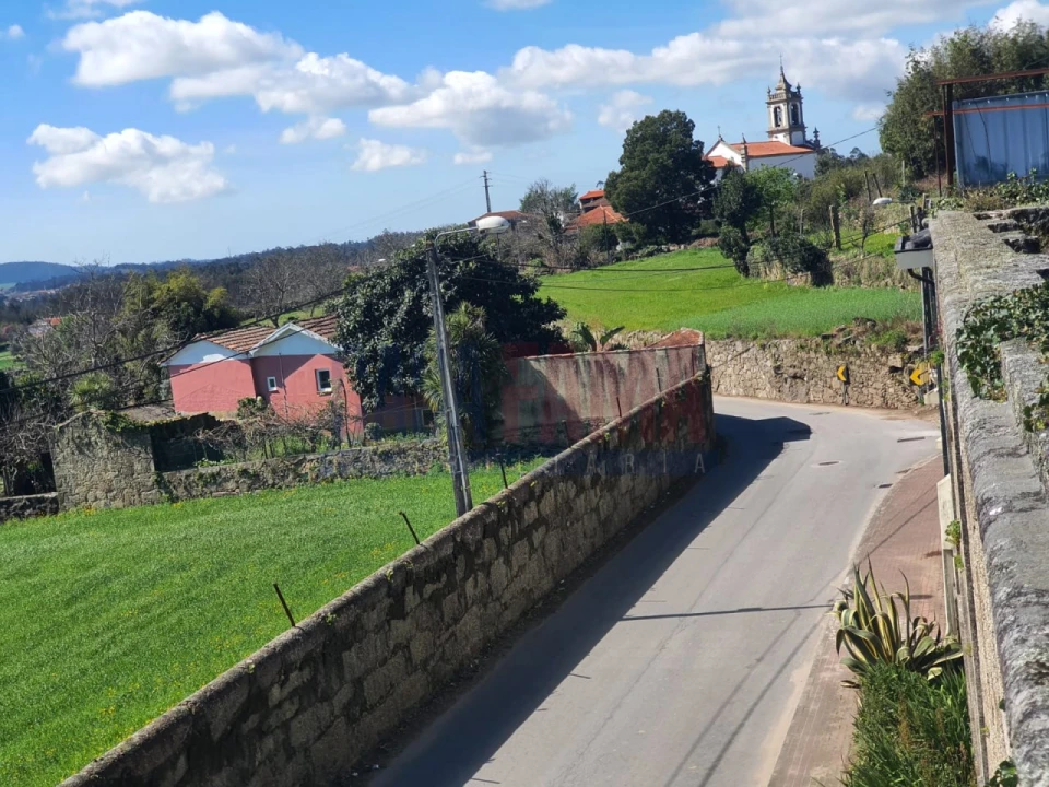 Terreno para Venda em Viatodos, Grimancelos, Minhotães, Monte Fralães Foto 3