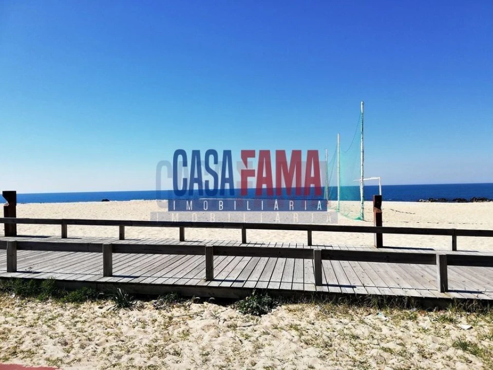 Terreno para Venda em Aver-O-Mar, Amorim e Terroso Foto 2