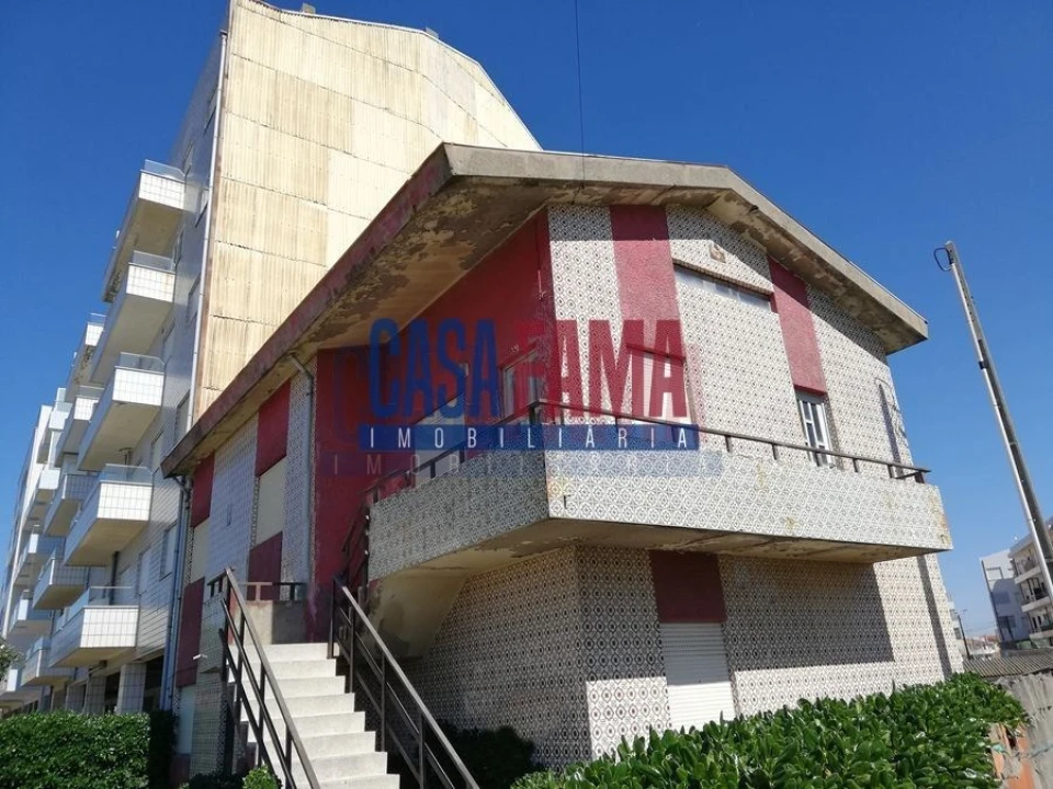 Terreno para Venda em Aver-O-Mar, Amorim e Terroso Foto 3