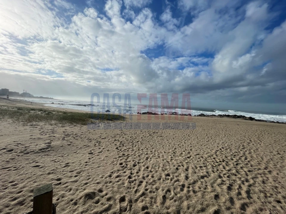 Terreno para Venda em Aver-O-Mar, Amorim e Terroso Foto 12