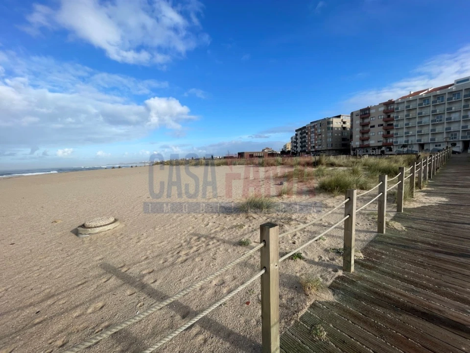 Terreno para Venda em Aver-O-Mar, Amorim e Terroso Foto 15