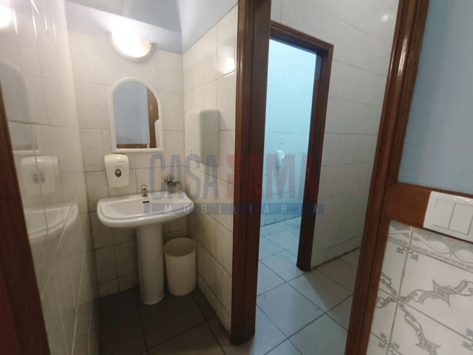 Moradia T3 para Venda em Vilarinho das Cambas Foto 14