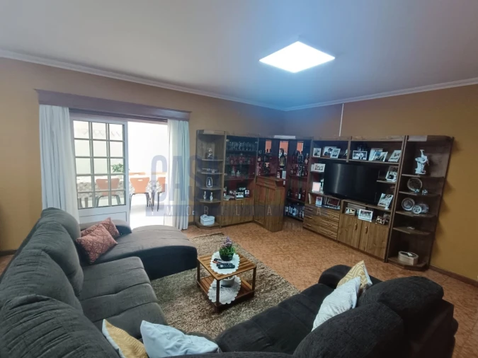 Moradia T3 para Venda em Vilarinho das Cambas Foto 21