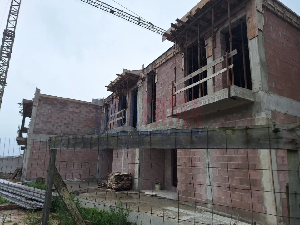 Moradia T3 para Venda em Arvore Foto 17