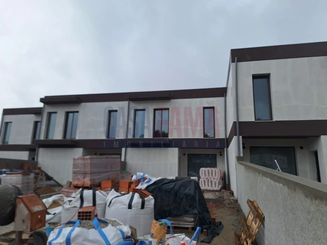 Moradia T3 para Venda em Arvore Foto 8