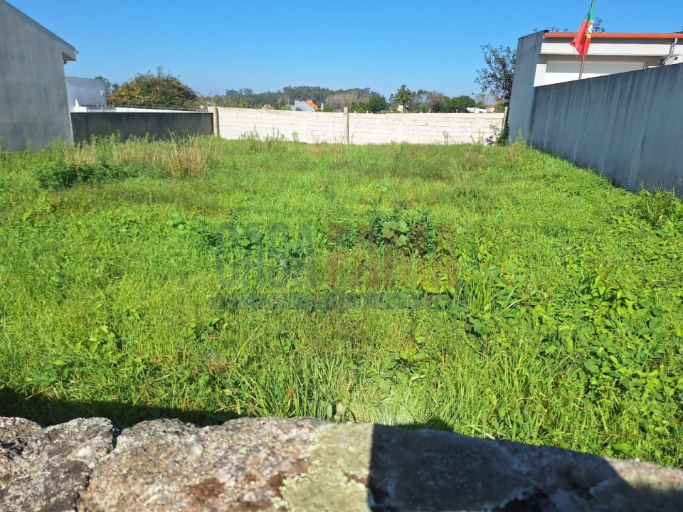 Terreno para Venda em Vilar de Pinheiro Foto 7
