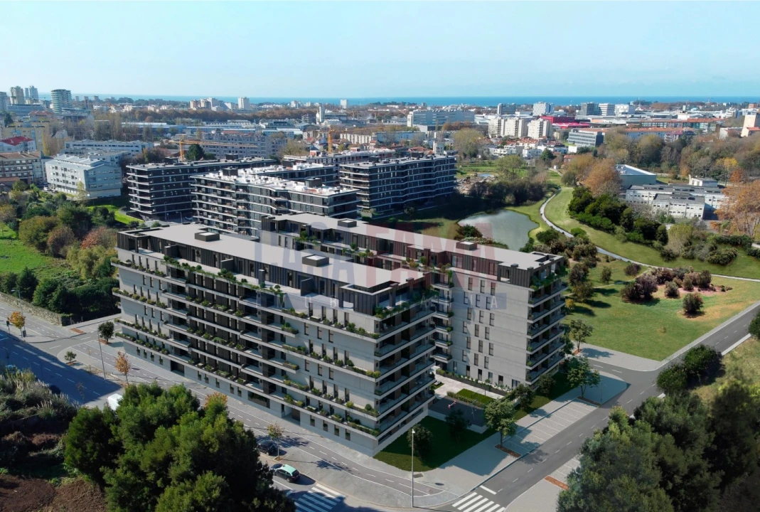 Apartamento T4 para Venda em Ramalde Foto 3