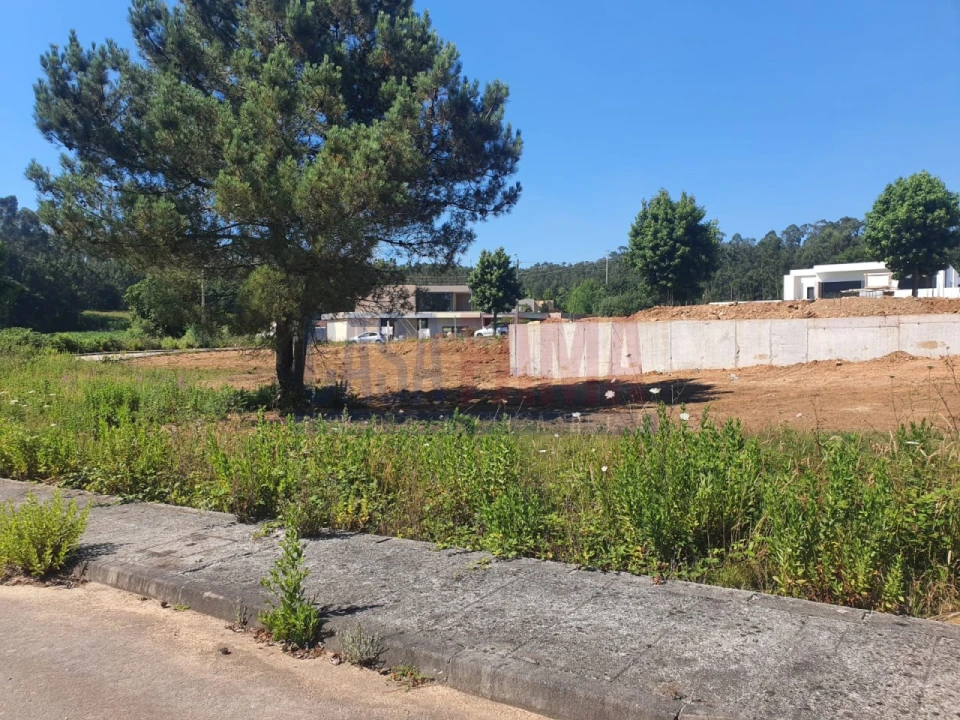 Terreno para Venda em Fradelos Foto 2