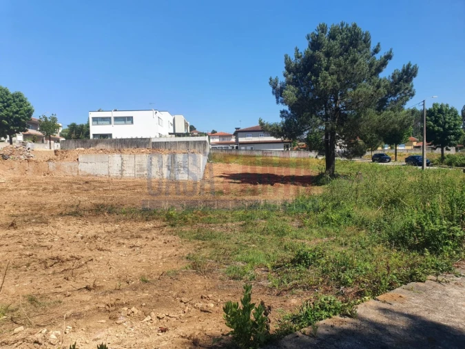 Terreno para Venda em Fradelos Foto 5