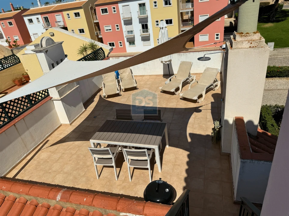 Apartamento T2 para Venda em Quarteira Foto 22