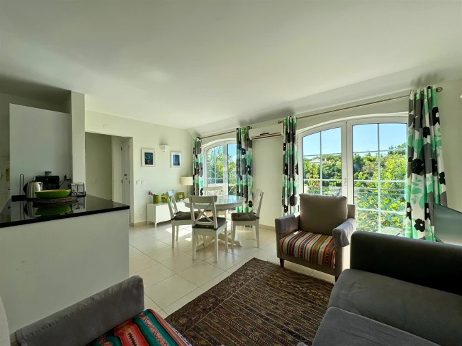 Apartamento T2 para Venda em Quarteira Foto 3