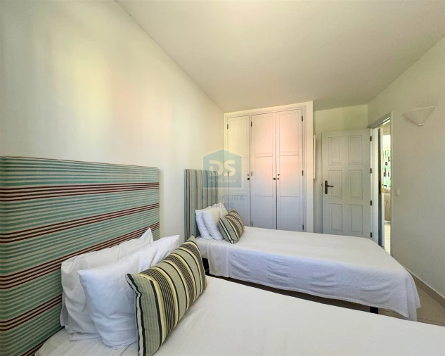 Apartamento T2 para Venda em Quarteira Foto 9
