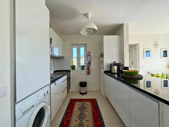 Apartamento T2 para Venda em Quarteira Foto 6
