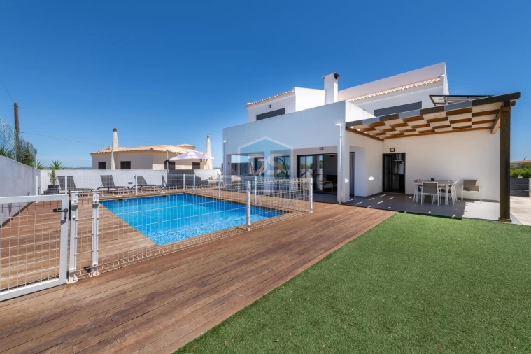 Moradia T6 para Venda em Albufeira e Olhos de Água Foto 57