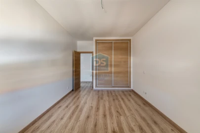 Apartamento T3 para Venda em Loule (São Clemente)