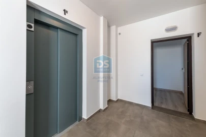 Apartamento T3 para Venda em Loule (São Clemente)