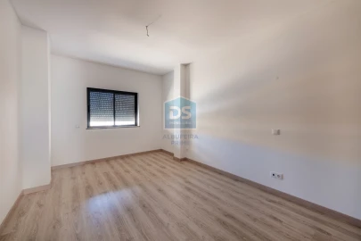 Apartamento T3 para Venda em Loule (São Clemente)