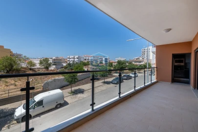 Apartamento T3 para Venda em Loule (São Clemente)