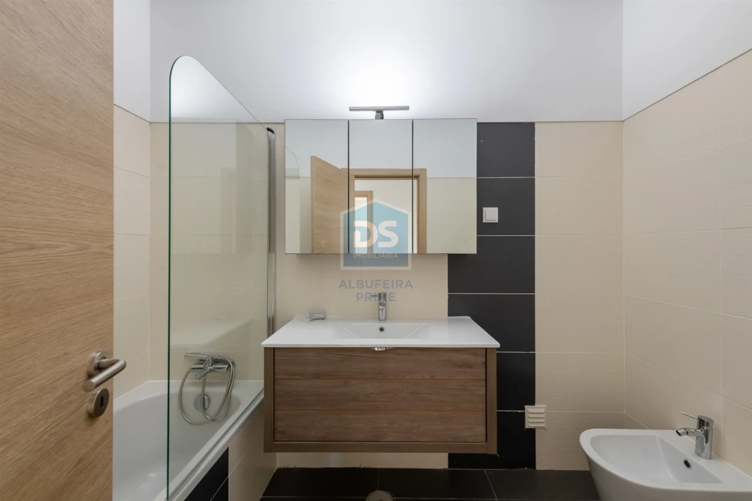 Apartamento T3 para Venda em Loule (São Clemente) Foto 28