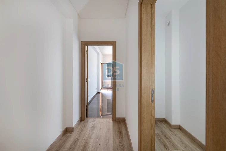 Apartamento T3 para Venda em Loule (São Clemente) Foto 17