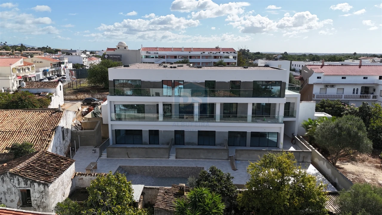 Apartamento T2 para Venda em Almancil Foto 19