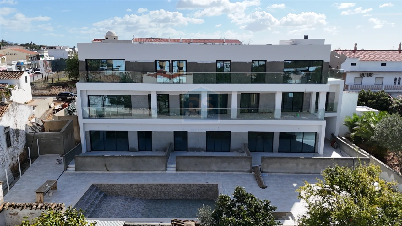 Apartamento T2 para Venda em Almancil Foto 4