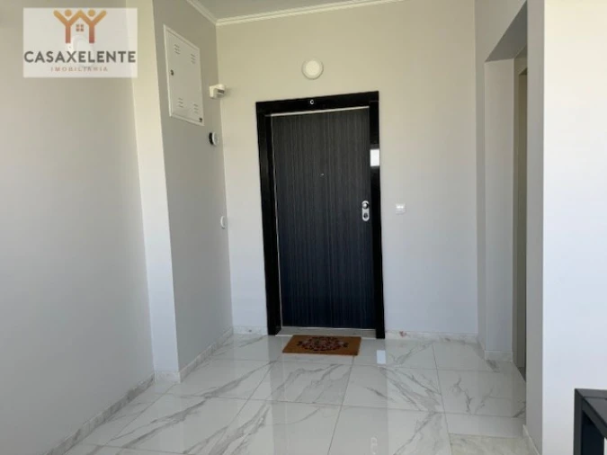 Apartamento T3 para Venda em Pontinha e Famões Foto 40