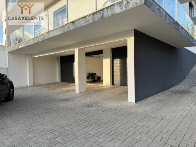 Apartamento T3 para Venda em Pontinha e Famões Foto 45