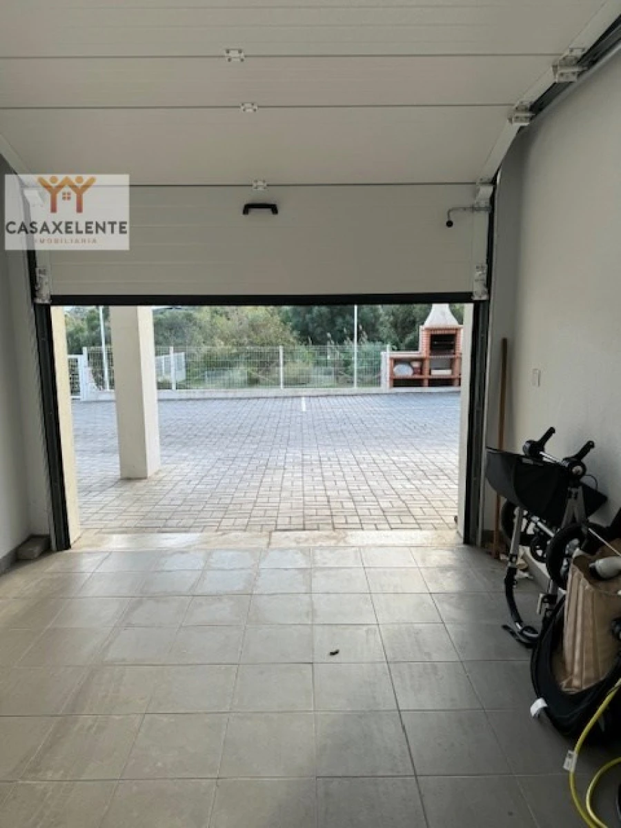 Apartamento T3 para Venda em Pontinha e Famões Foto 42