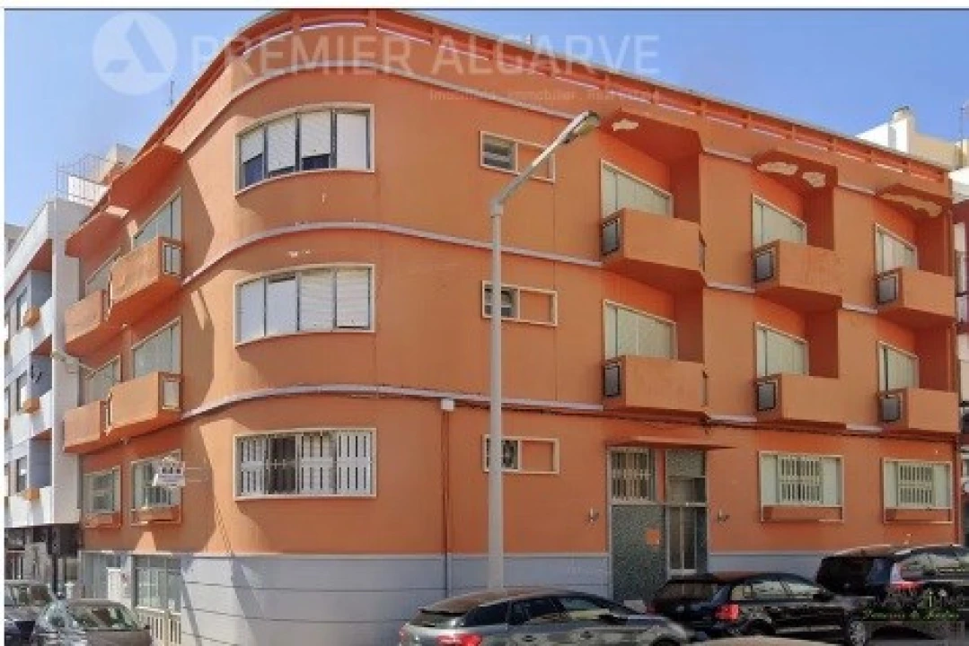 Prédio para Venda em Faro (Sé e São Pedro) Foto 1