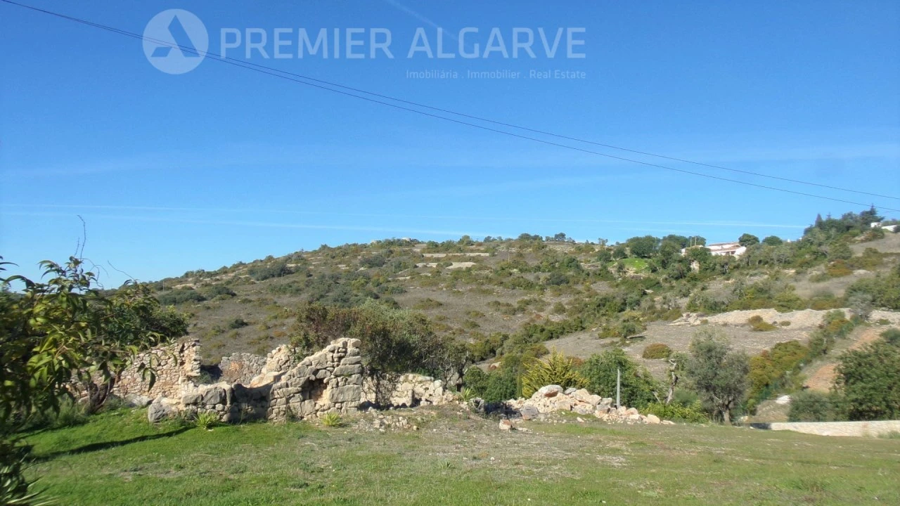 Moradia T5 para Venda em São Brás de Alportel Foto 2