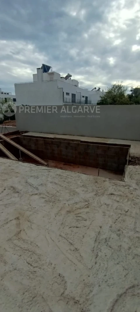 Moradia T3 para Venda em Moncarapacho e Fuseta