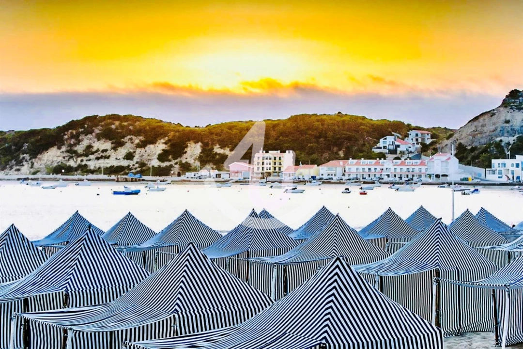 Prédio para Venda em São Martinho do Porto Foto 77