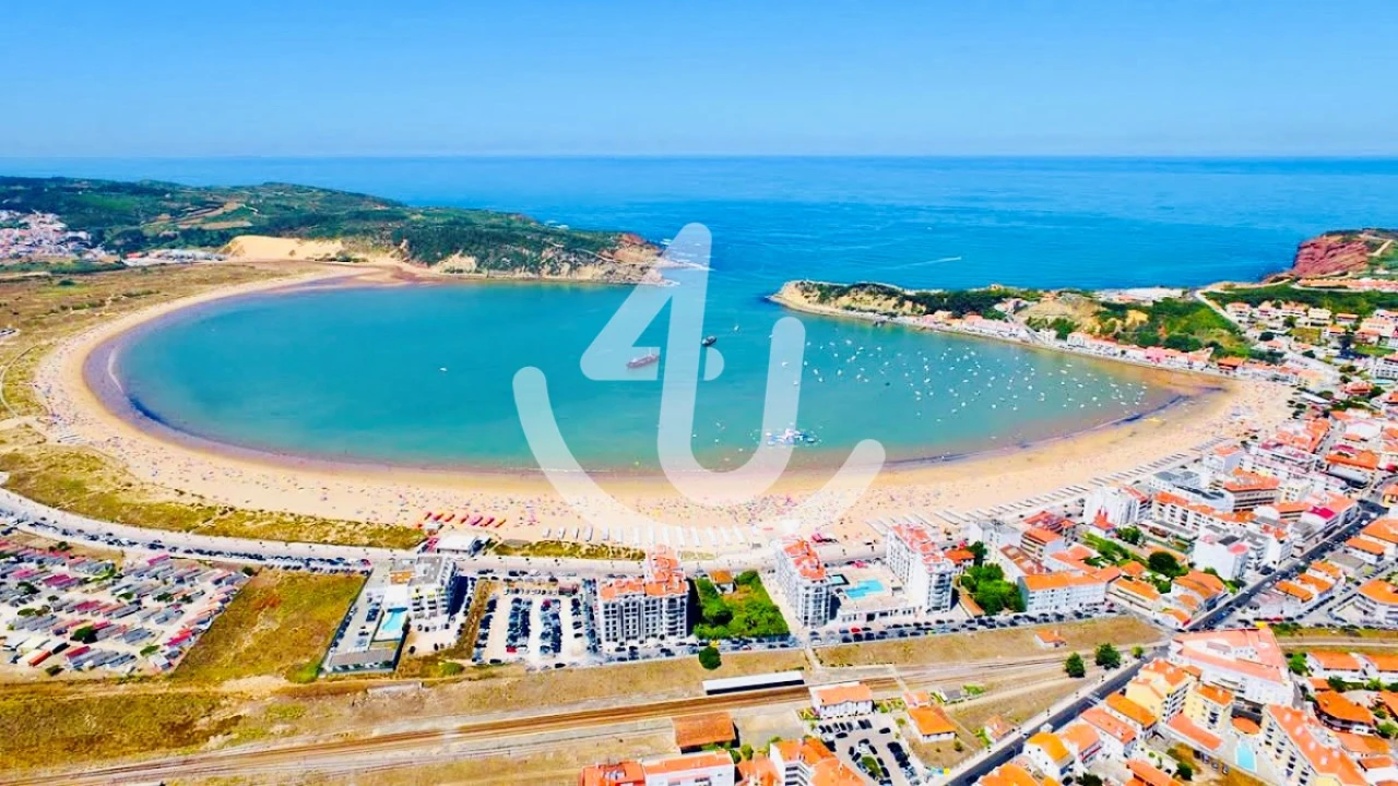 Prédio para Venda em São Martinho do Porto Foto 71