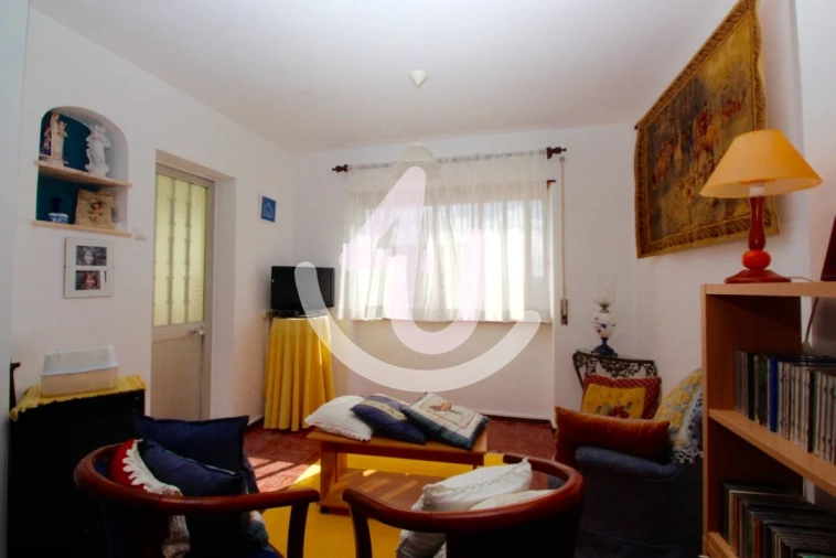 Prédio para Venda em São Martinho do Porto Foto 13