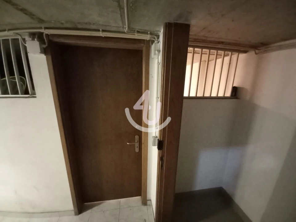 Armazém para Arrendamento em São Martinho do Porto Foto 2