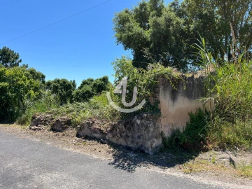 Moradia para Venda em Salir de Matos