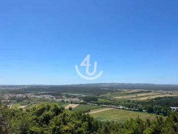 Moradia para Venda em Salir de Matos