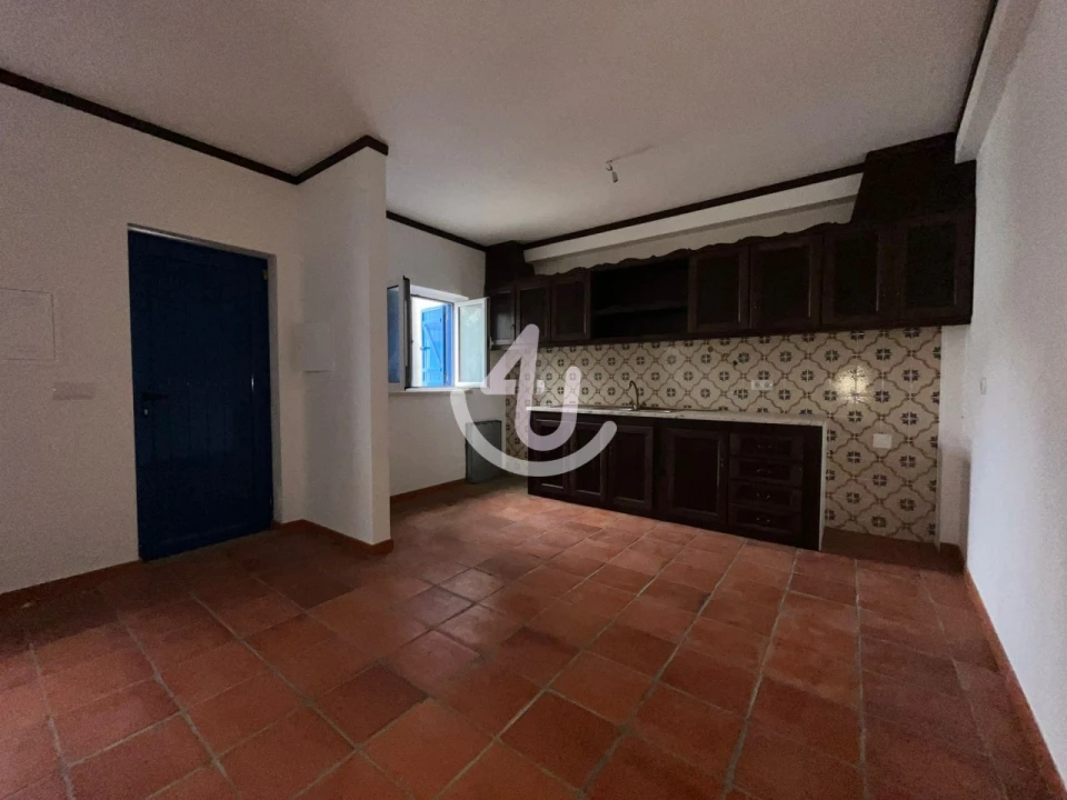 Garagem para Venda em Nazare Foto 5