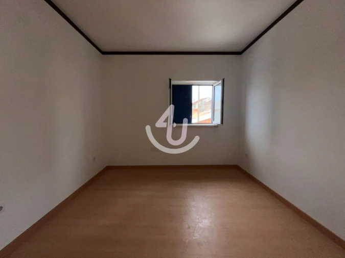 Garagem para Venda em Nazare Foto 19